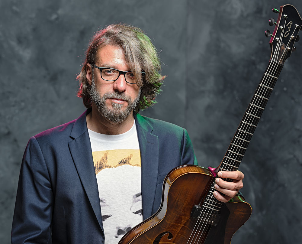 Lorenzo Cominoli Intro